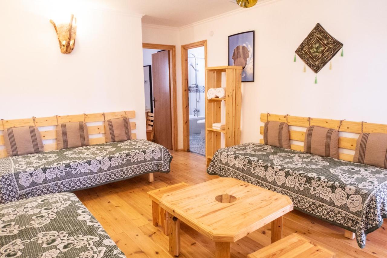 Kfar Hanokdim Arad Exteriör bild
