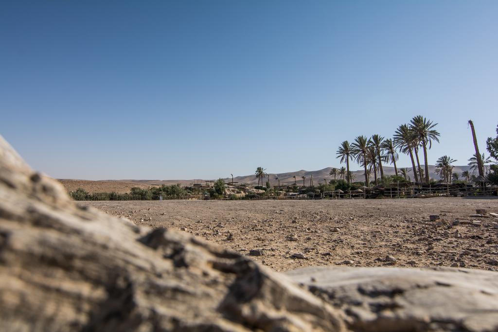 Kfar Hanokdim Hotell Arad Exteriör bild